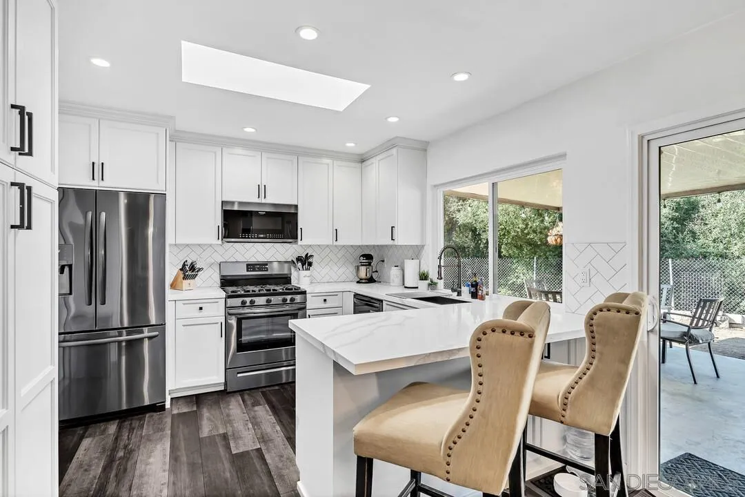 13234 West Lakeview Road Lakeside, CA 92040 - Photo 13 of 49 Gallery Image 13