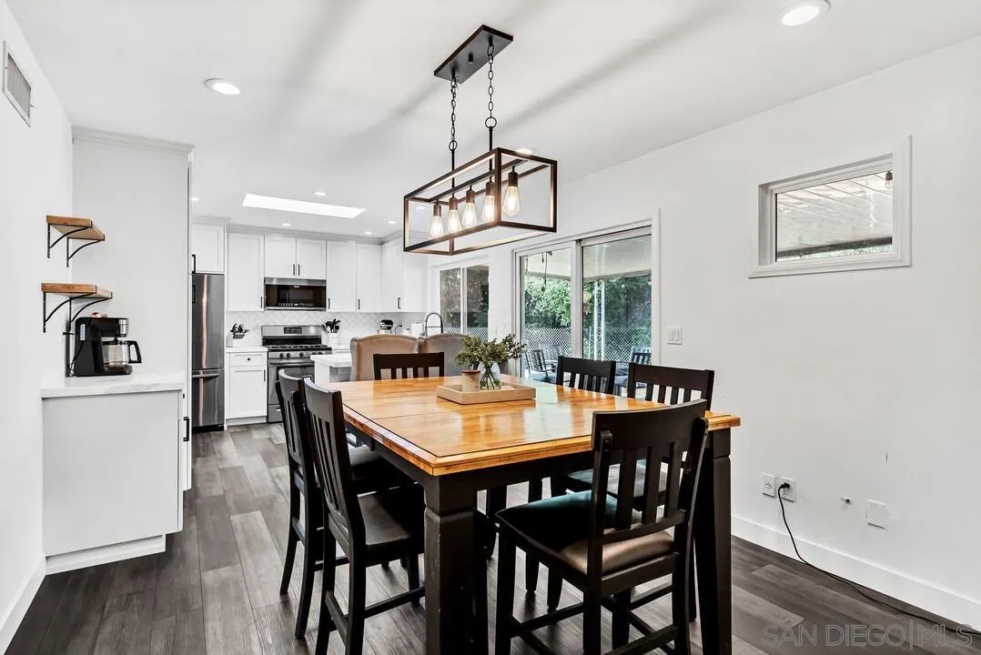 13234 West Lakeview Road Lakeside, CA 92040 - Photo 10 of 49 Gallery Image 10