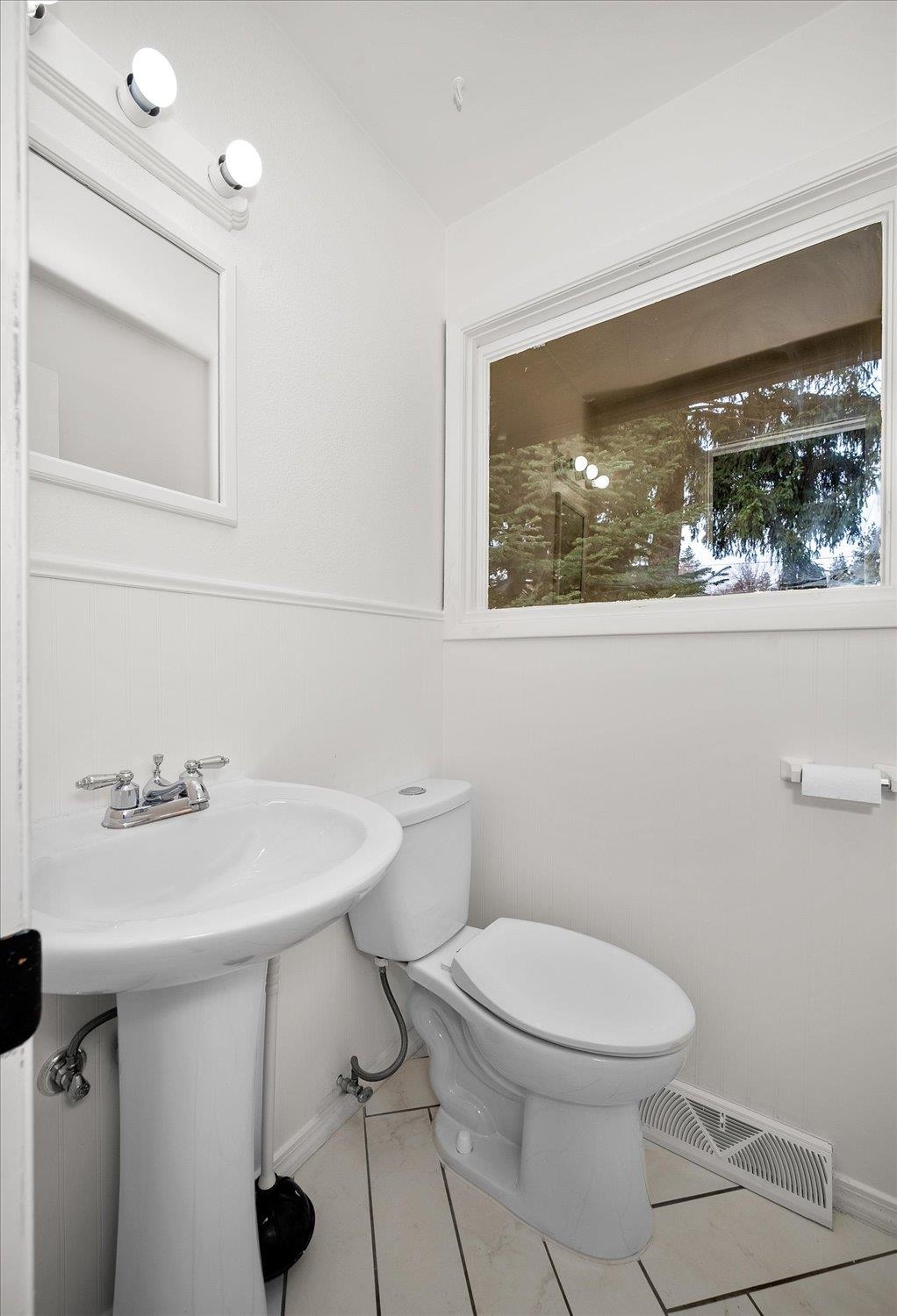 1307 South Crestline Street Spokane, WA 99202 - Photo 15 of 50