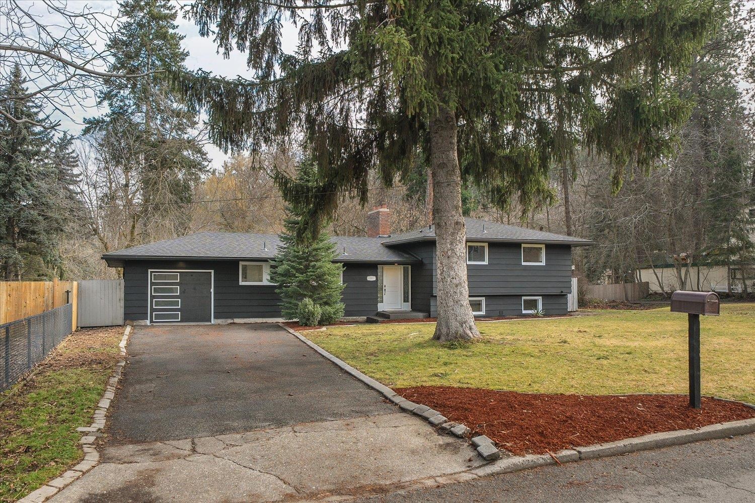 1307 South Crestline Street Spokane, WA 99202 - Photo 3 of 50