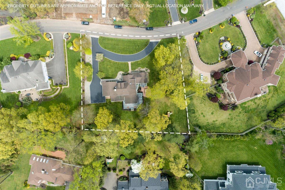 23 Southfield Road Edison, NJ 08820 - Photo 56 of 57 an aerial view of residential house with outdoor space and swimming pool