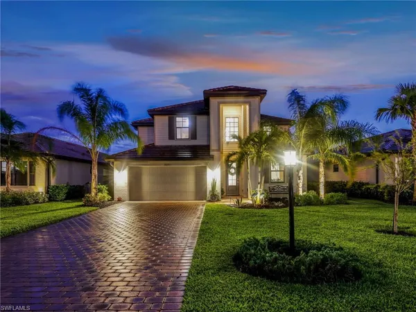 $915,000 | 20195 Hartford Boulevard, Estero, FL 33928
