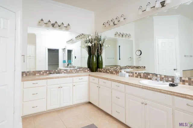 $849,000 | 13717 Earl's Court, St. George, LA 70810