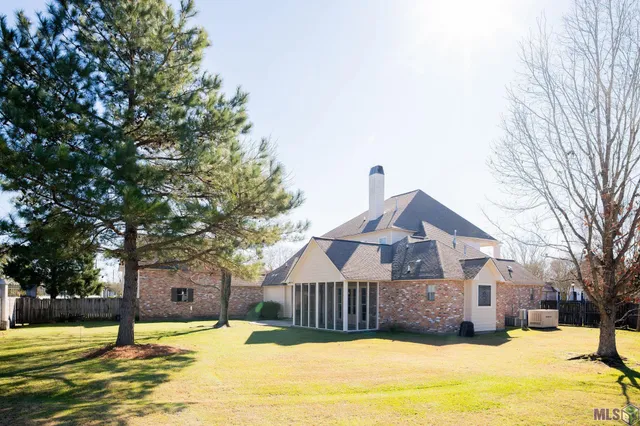 $849,000 | 13717 Earl's Court, St. George, LA 70810