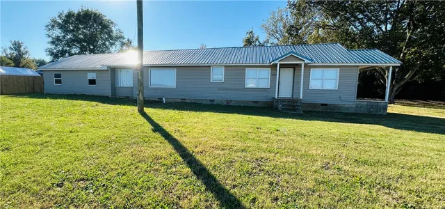 $249,500 | 4902 Highway 81, Starr, SC 29684