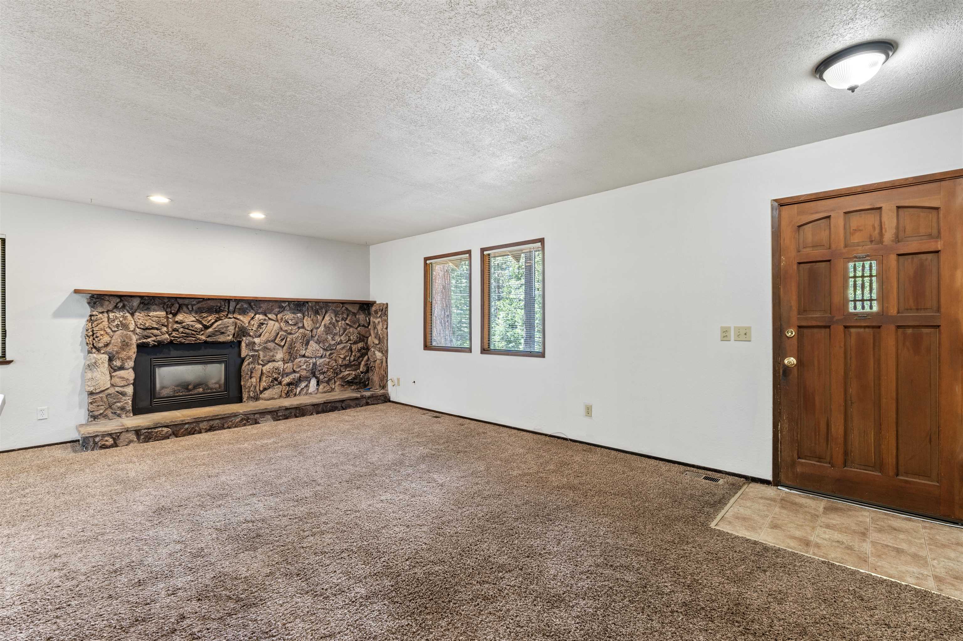 1076 Nottingham Way Tahoe Vista, CA 96148 - Photo 5 of 26