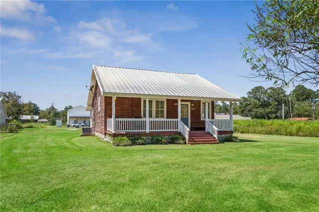 $1,300 | 39785 Teel Road, Ponchatoula, LA 70454