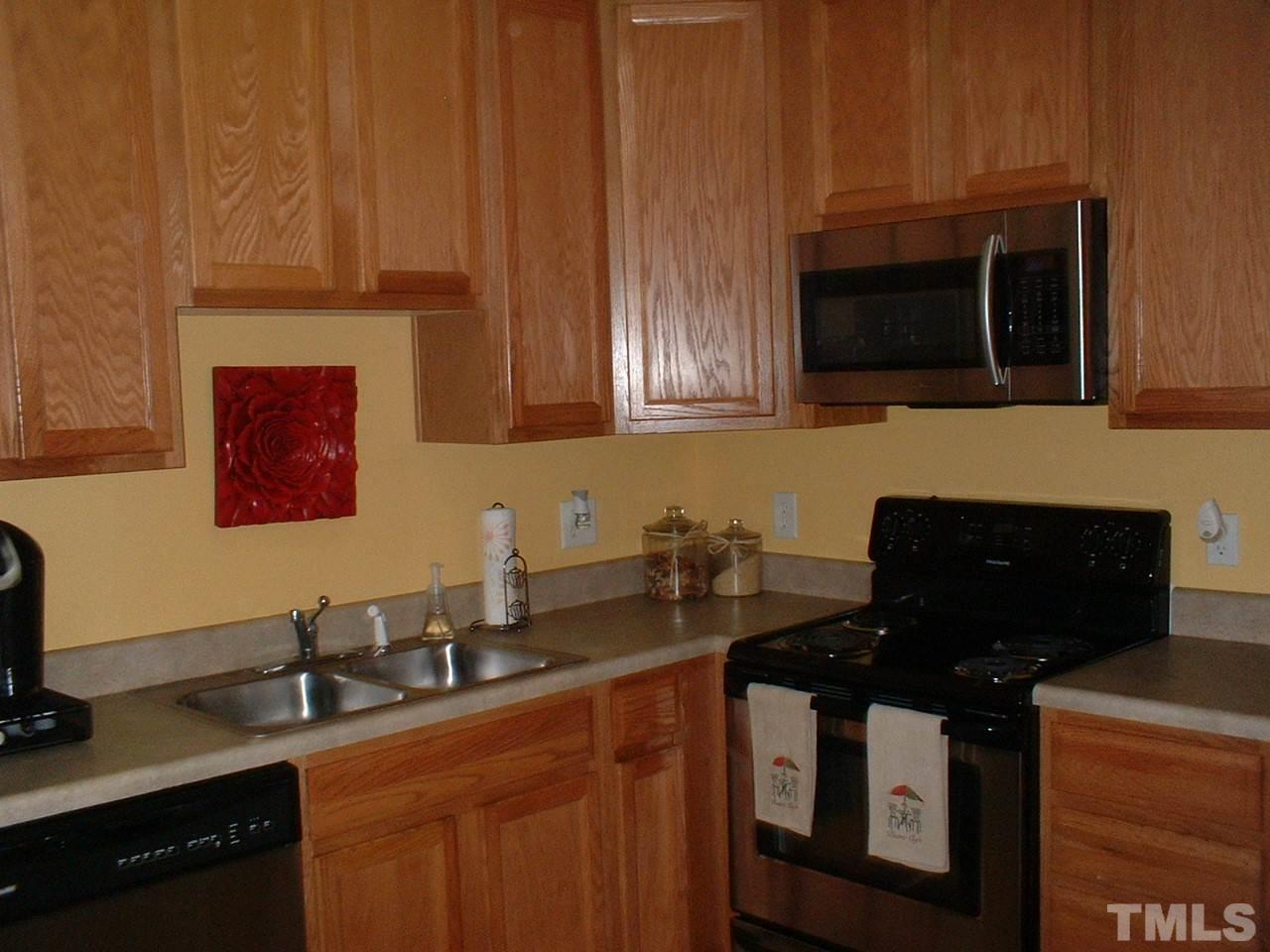 340 Gilman Lane, Unit 111 Raleigh, NC 27610 - Photo 14 of 22 Gallery Image 14