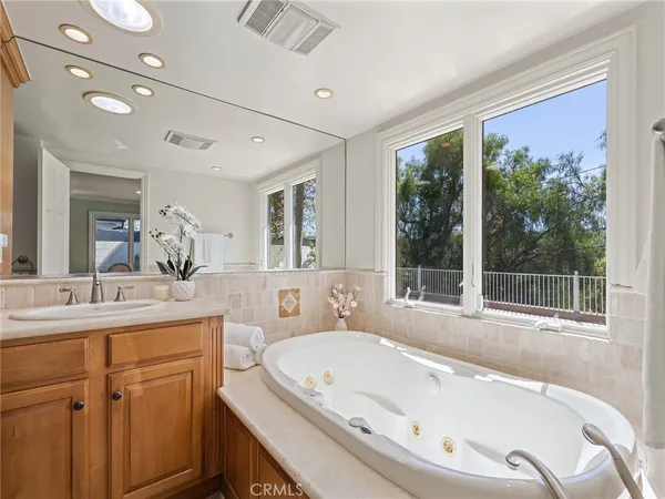 $2,199,000 | 4408 Vía Pinzon, Palos Verdes Estates, CA 90274