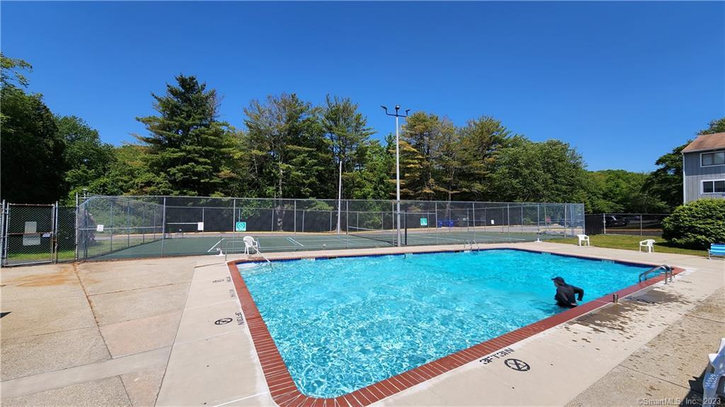 74 Buddington Road, Unit 6 Groton, CT 06340 - Photo 3 of 14