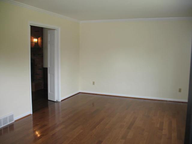 3361 Pepperhill Road Lexington, KY 40502 - Photo 8 of 28 Photo 8