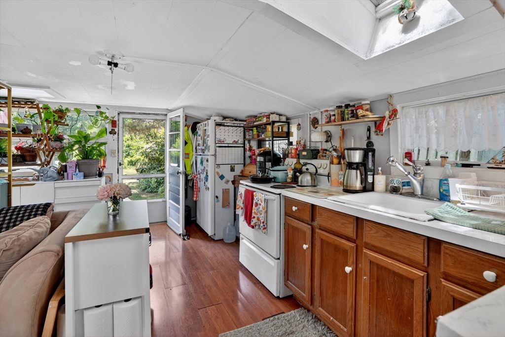132 S Road Chilmark, MA 02535 - Photo 32 of 34