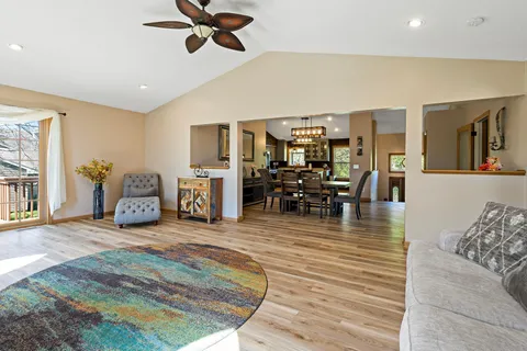 $525,000 | 8600 Pineview Lane North, Maple Grove, MN 55369
