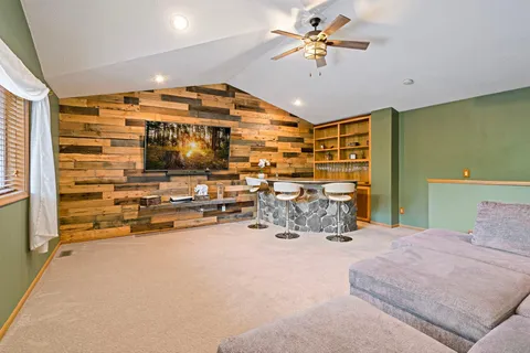 $525,000 | 8600 Pineview Lane North, Maple Grove, MN 55369