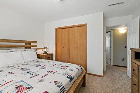 $525,000 | 8600 Pineview Lane North, Maple Grove, MN 55369