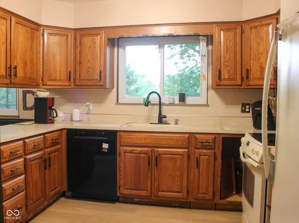 $289,999 | 6332 Bryan Drive, Indianapolis, IN 46227