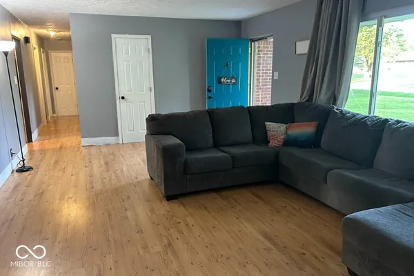 $289,999 | 6332 Bryan Drive, Indianapolis, IN 46227
