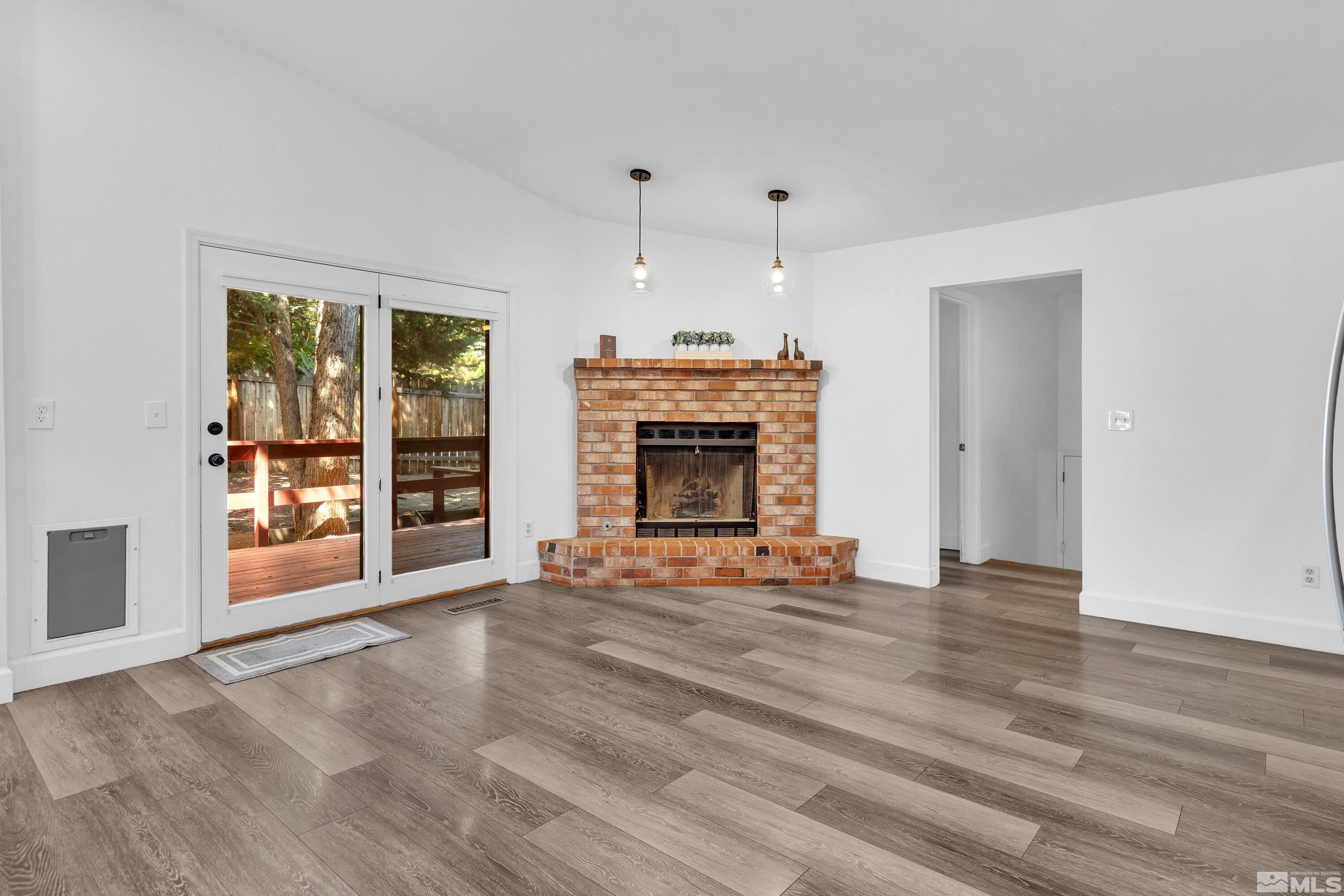3584 Hemlock Way Reno, NV 89509 - Photo 4 of 40 Photo 4