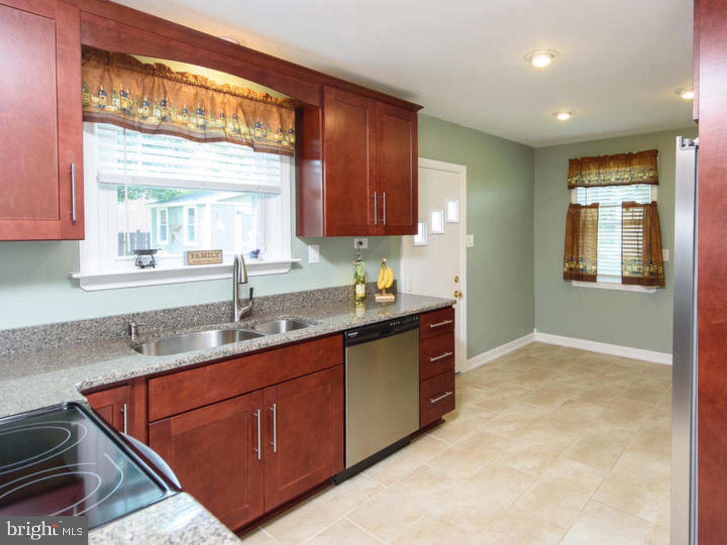 122 Morton Road Springfield, PA 19064 - Photo 8 of 24