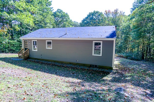 8 Corey Road Ashburnham, MA 01430 - Photo 4 of 28