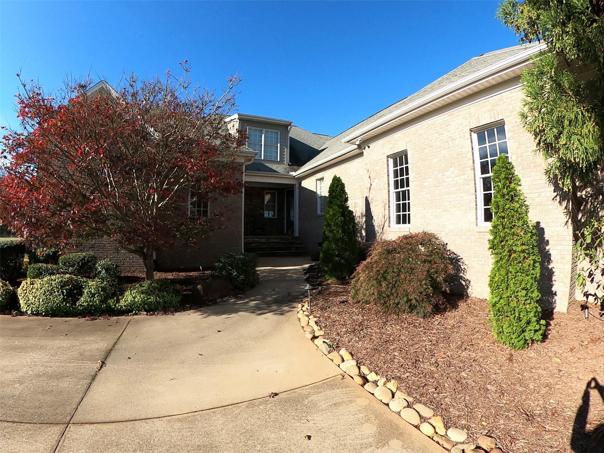 180 Chandelle Ridge Drive Woodruff, SC 29388 - Photo 6 of 48