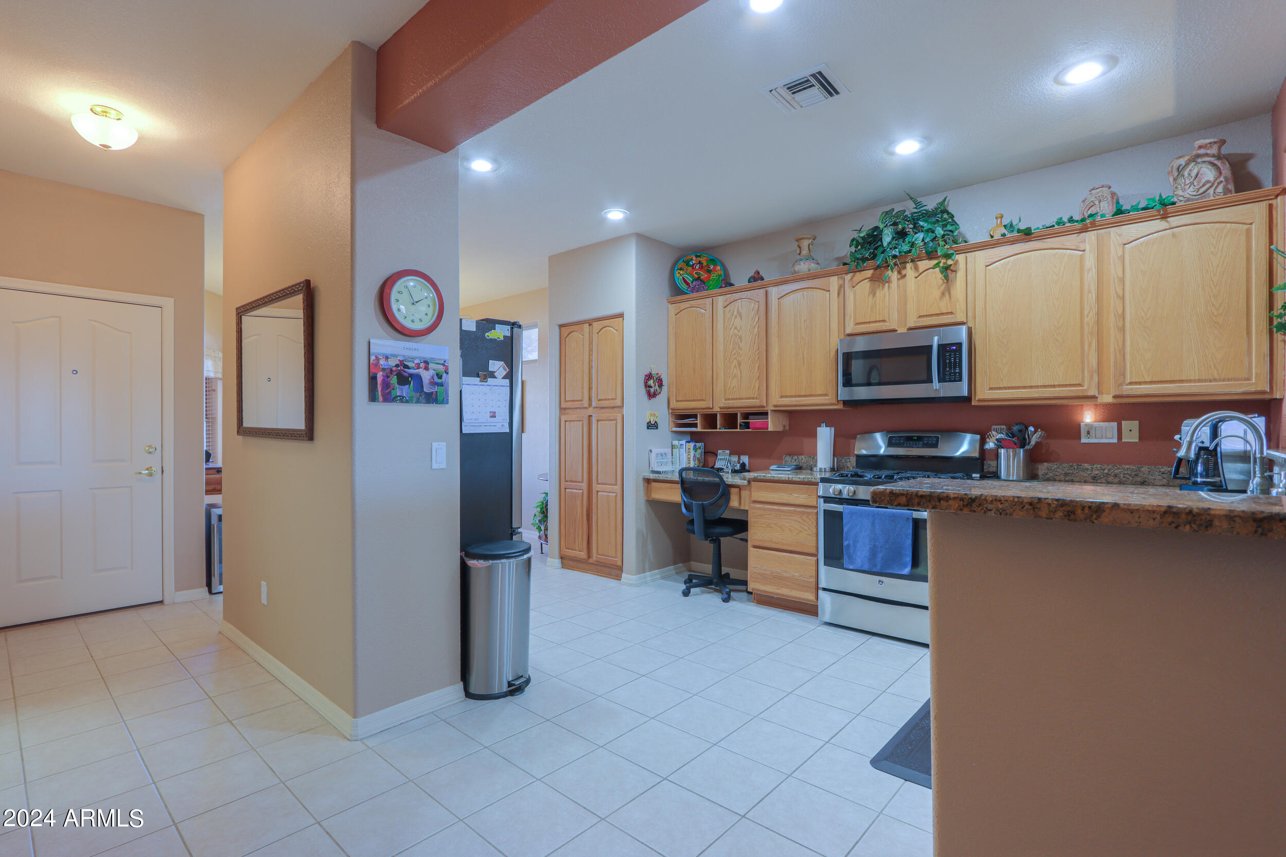 1889 East Sycamore Road Casa Grande, AZ 85122 - Photo 5 of 36 05