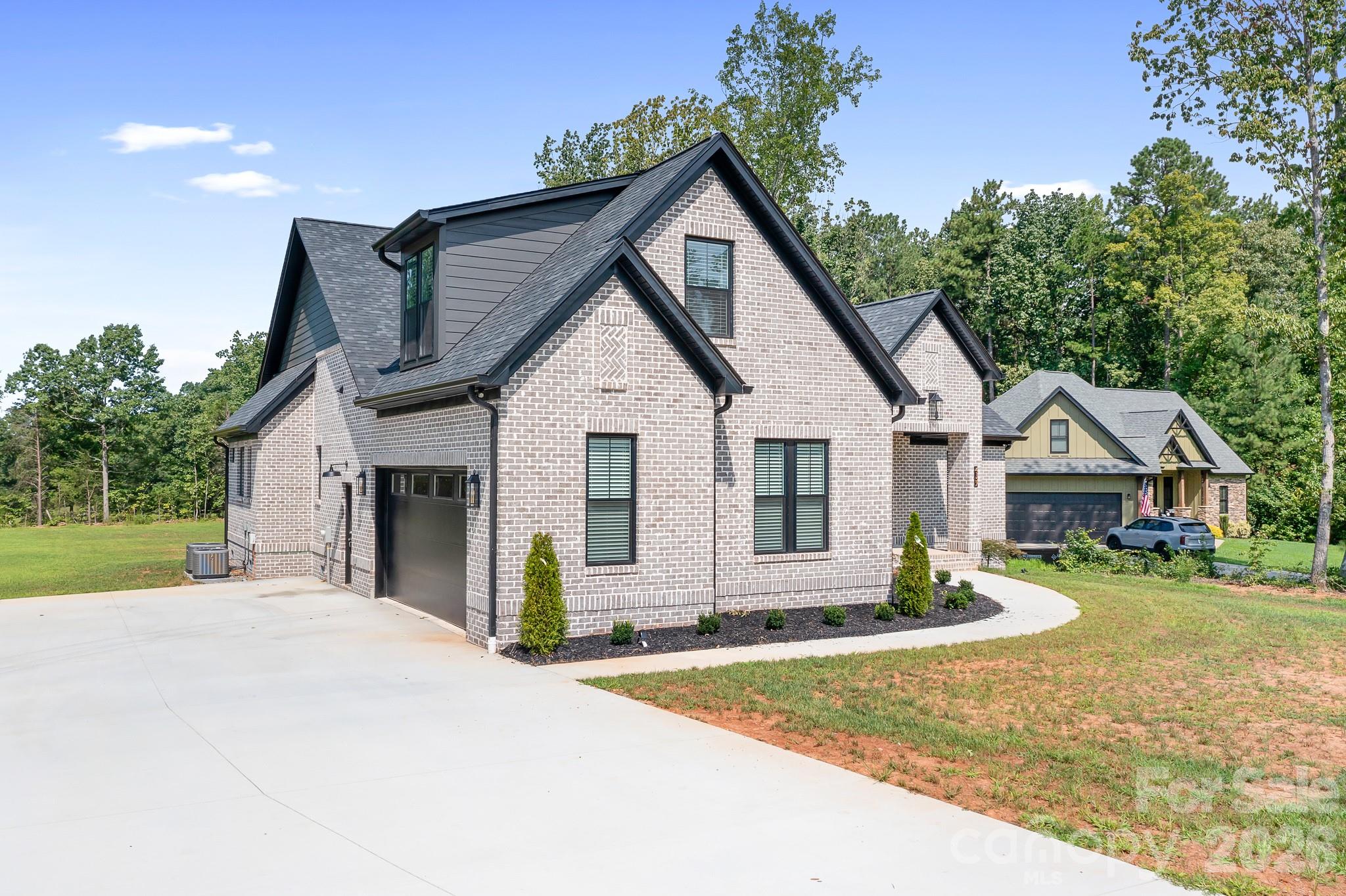 4137 Blair Road Maiden, NC 28650 - Photo 4 of 34 Gallery Image 4
