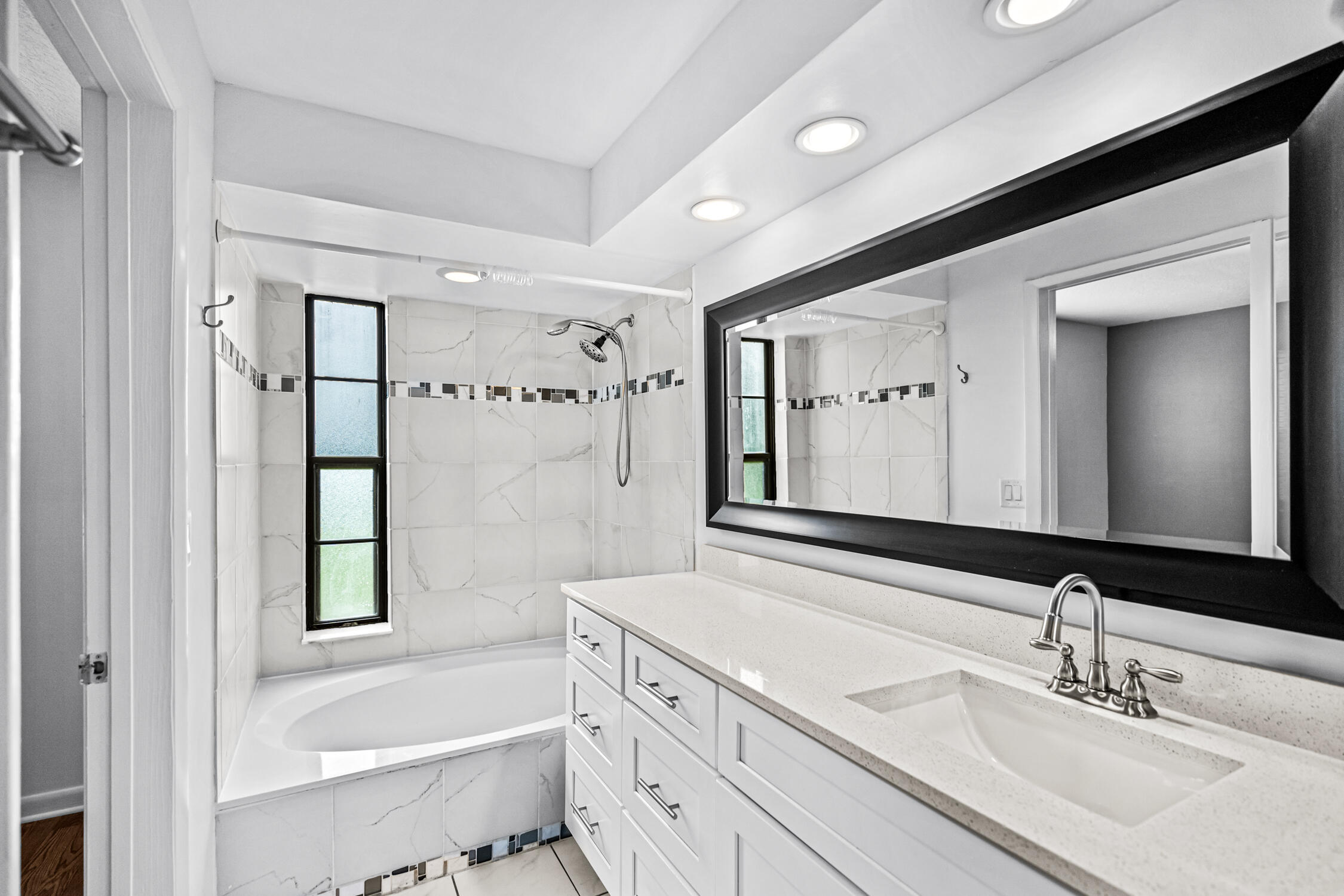 9370 Southwest 8th Street, Unit 111 Boca Raton, FL 33428 - Photo 14 of 26 Master Bath