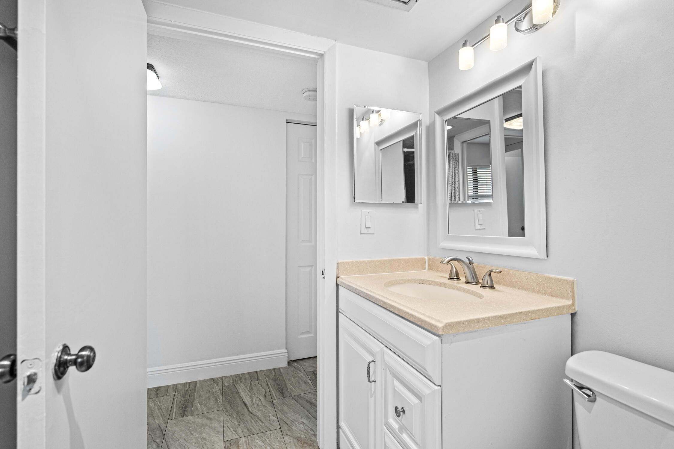 9370 Southwest 8th Street, Unit 111 Boca Raton, FL 33428 - Photo 23 of 26 Bath 2a