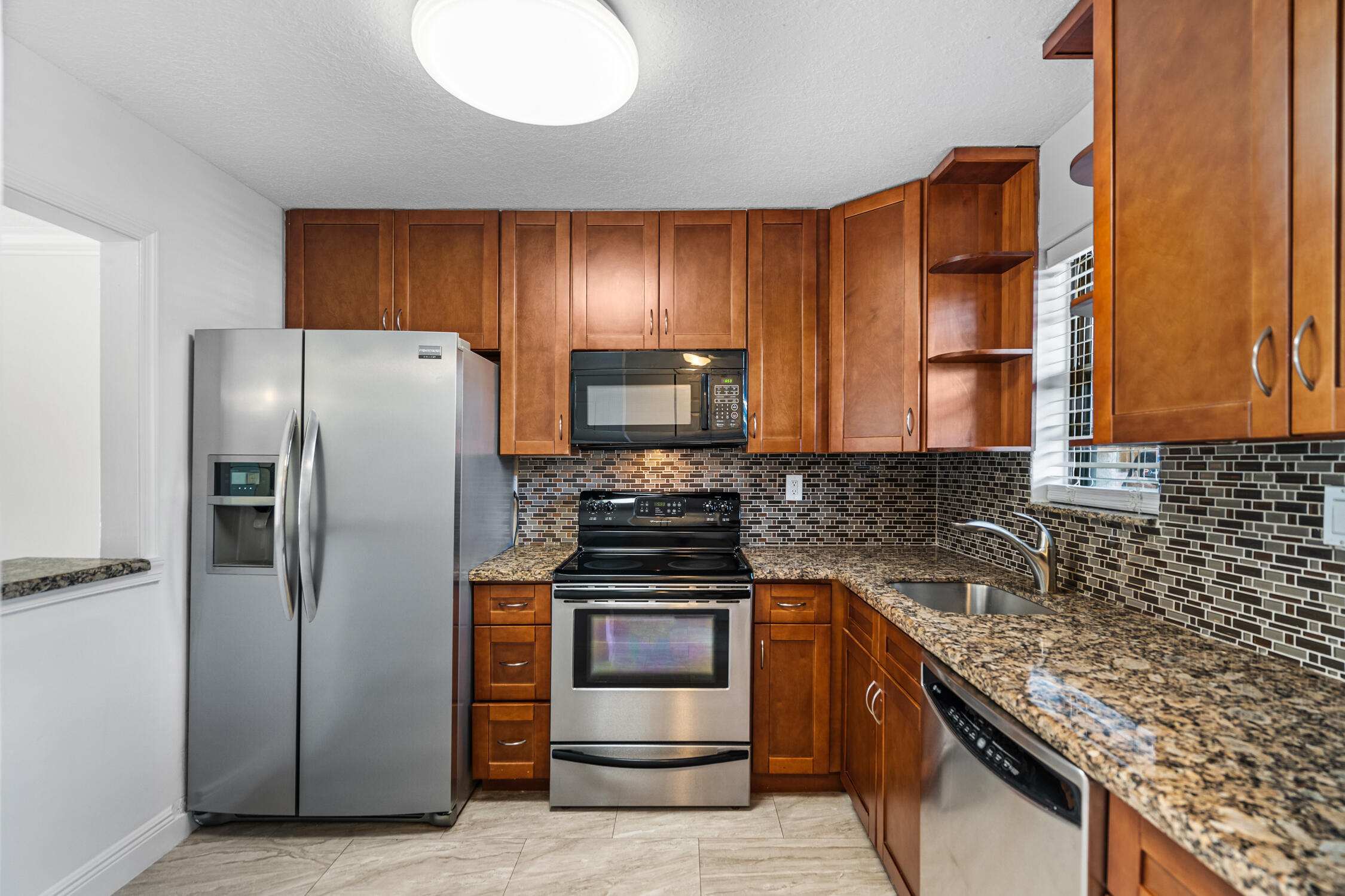 9370 Southwest 8th Street, Unit 111 Boca Raton, FL 33428 - Photo 3 of 26 Kitchen 2