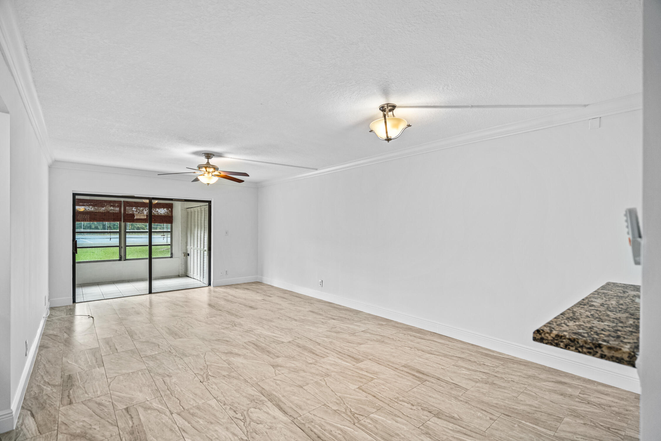 9370 Southwest 8th Street, Unit 111 Boca Raton, FL 33428 - Photo 5 of 26 Great Room