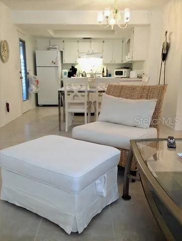 $2,000 | 210 Park Boulevard North, Unit 228, Venice, FL 34285