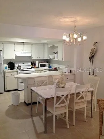$3,850 | 210 Park Boulevard North, Unit 228, Venice, FL 34285