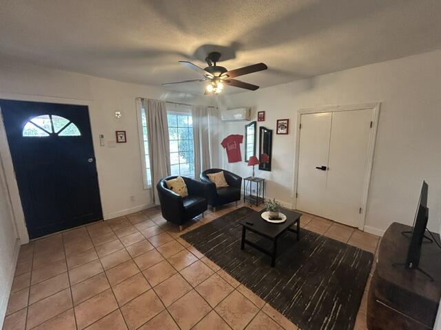 2402 26th Street Lubbock, TX 79411 - Photo 27 of 38 IMG_4493