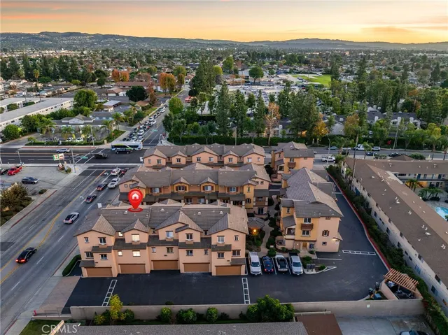 $709,800 | 521 North Lark Ellen Avenue, Unit B, Covina, CA 91722