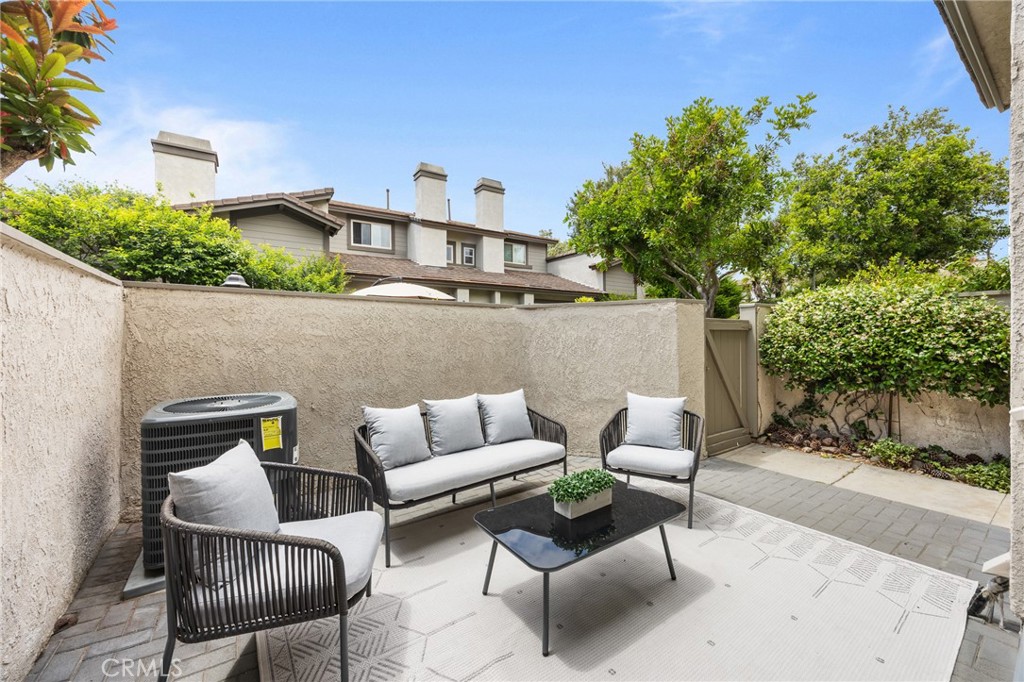 3 Moon Shadow, Unit 2 Irvine, CA 92603 - Photo 35 of 40