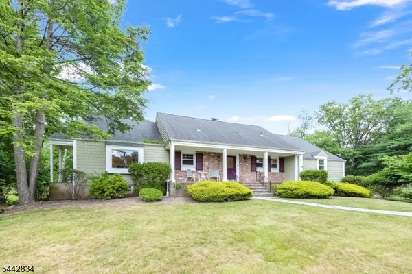 $949,000 | 354 Central Avenue, North Caldwell, NJ 07006