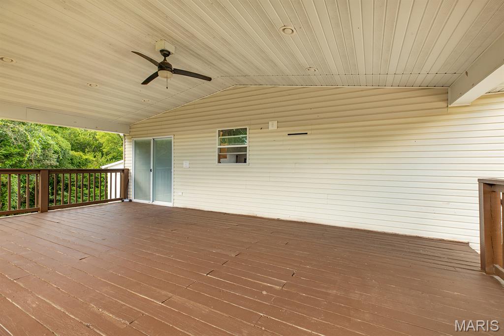 421 St John Drive Godfrey, IL 62035 - Photo 15 of 52