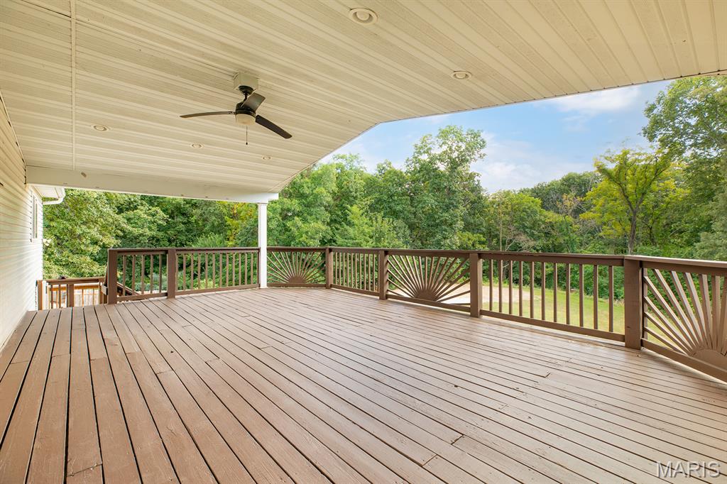 421 St John Drive Godfrey, IL 62035 - Photo 17 of 52