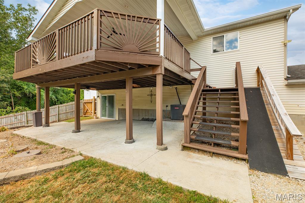 421 St John Drive Godfrey, IL 62035 - Photo 3 of 52