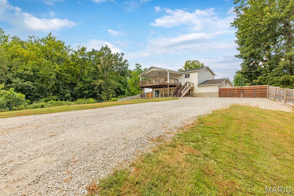 421 St John Drive Godfrey, IL 62035 - Photo 10 of 52