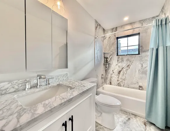 $75,000 | 100 South Frontenac Avenue, Margate City, NJ 08402