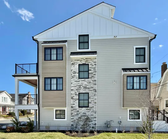 $75,000 | 100 South Frontenac Avenue, Margate City, NJ 08402