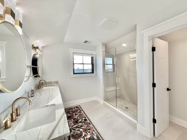 $75,000 | 100 South Frontenac Avenue, Margate City, NJ 08402