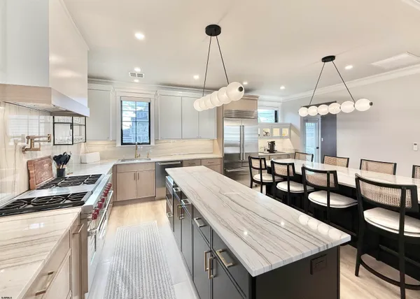 $75,000 | 100 South Frontenac Avenue, Margate City, NJ 08402