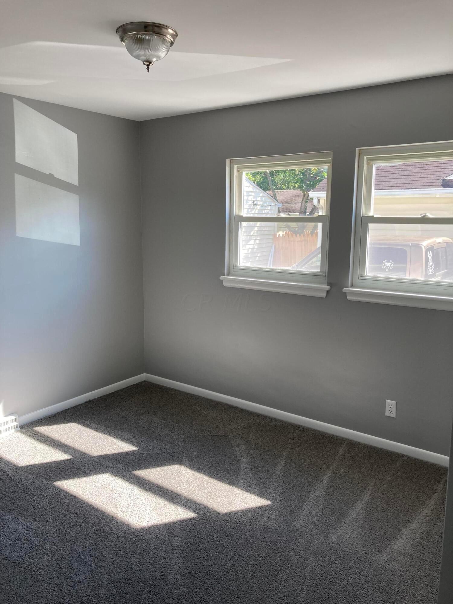 1008 James Road Lancaster, OH 43130 - Photo 12 of 15 Gallery Image 12