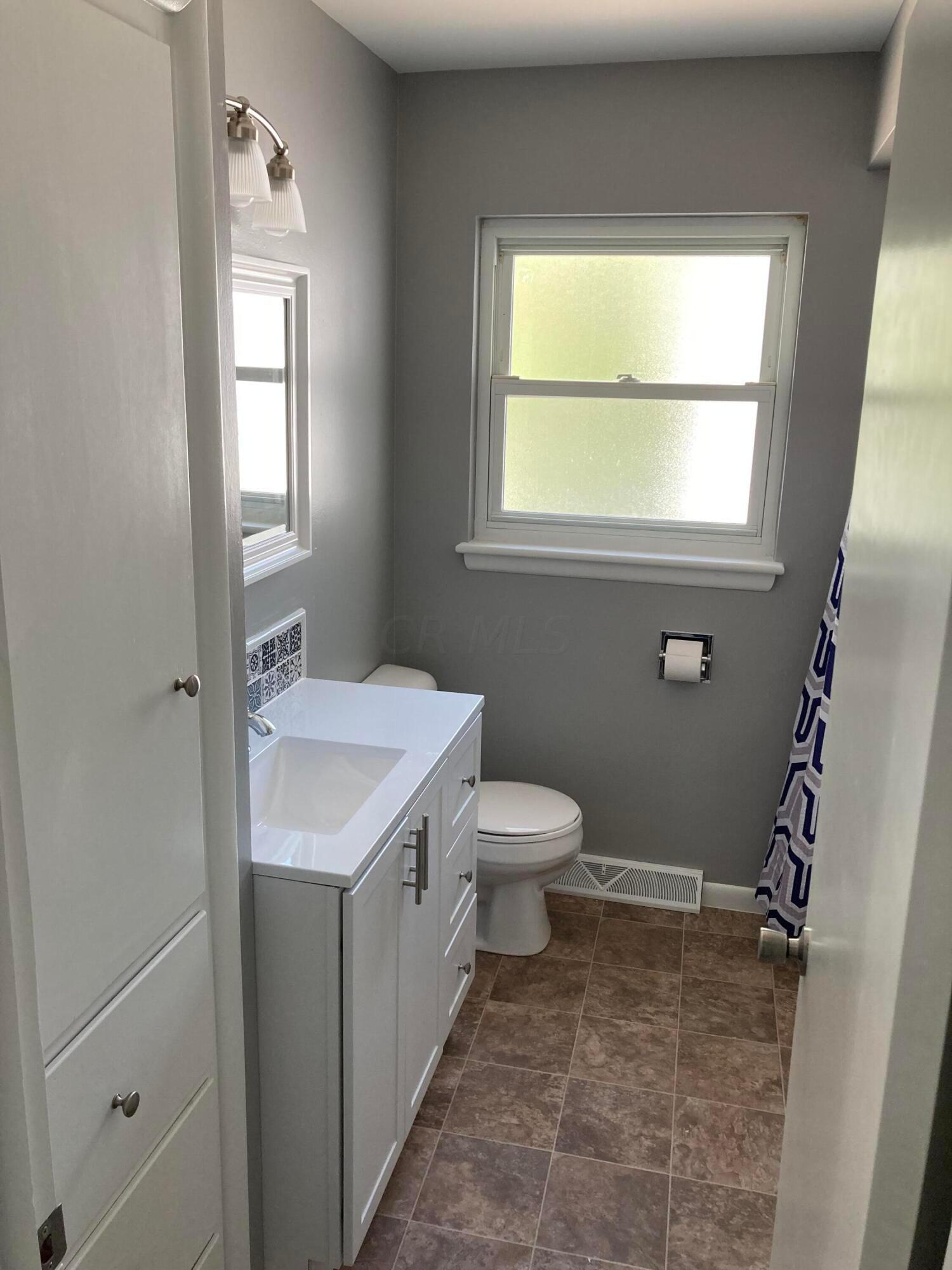 1008 James Road Lancaster, OH 43130 - Photo 10 of 15 Gallery Image 10