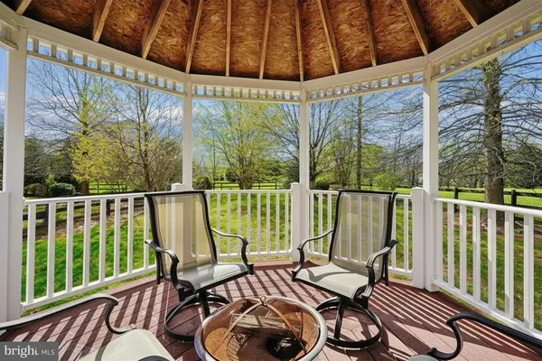 $1,400,000 | 17273 Westfield Place, Hamilton, VA 20158