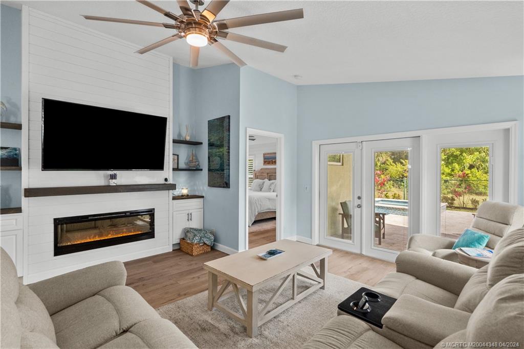 2733 Southwest Regency Road Stuart, FL 34997 - Photo 15 of 45 Gallery Image 15