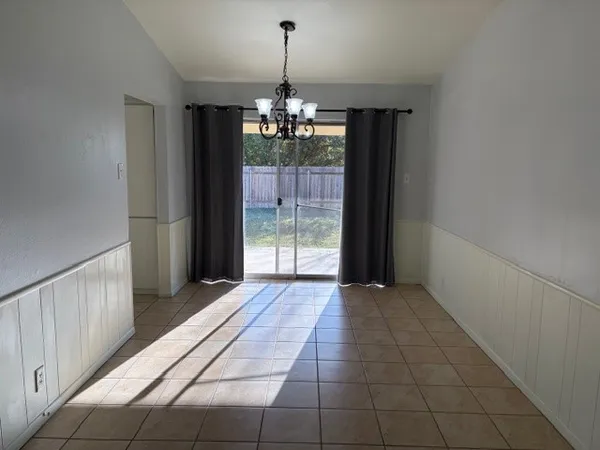 $1,875 | 12401 Willow Wild Drive, Unit B, Austin, TX 78758